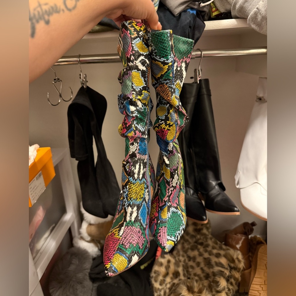 Fashion nova snake print boots - Picture 8 of 9